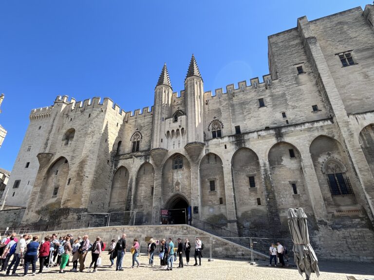 Avignon und seine Päpste